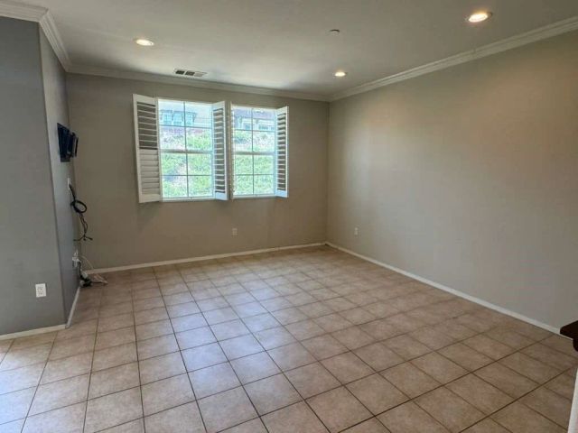 16736 Nicklaus 39, Sylmar, CA 91342