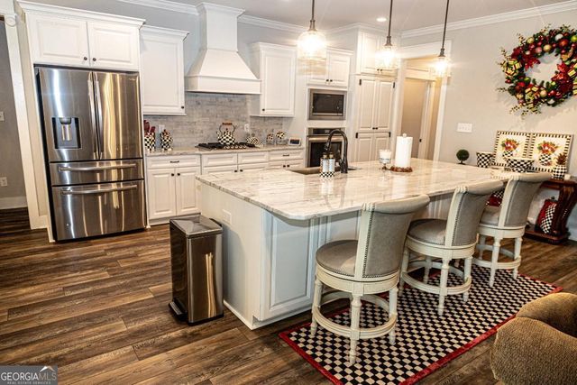 238 Flat Shoal Drive, Bonaire, GA 31005