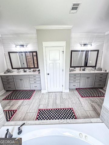 238 Flat Shoal Drive, Bonaire, GA 31005