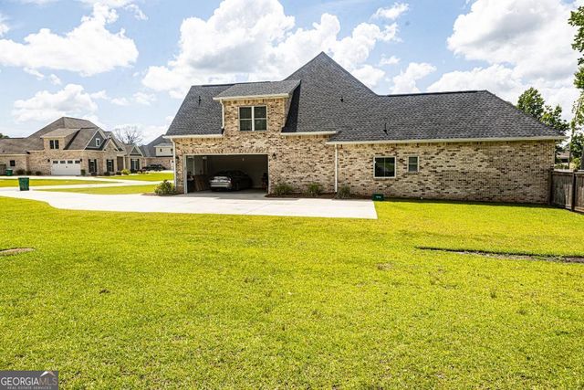 238 Flat Shoal Drive, Bonaire, GA 31005