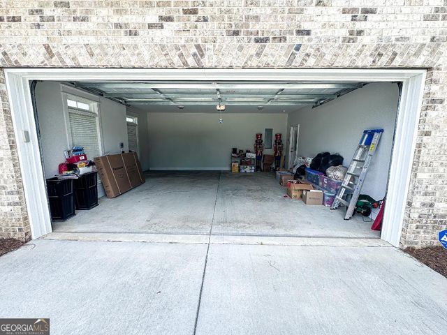 238 Flat Shoal Drive, Bonaire, GA 31005