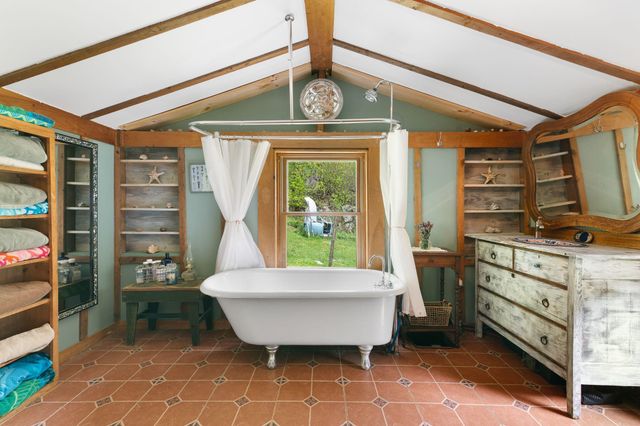 442 Brookline Road, Athens, VT 05345