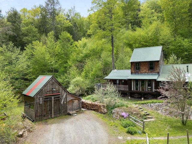 442 Brookline Road, Athens, VT 05345