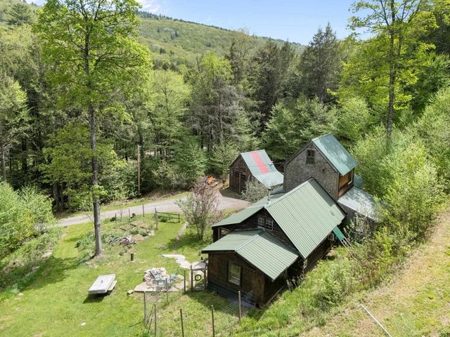 442 Brookline Road, Athens, VT 05345