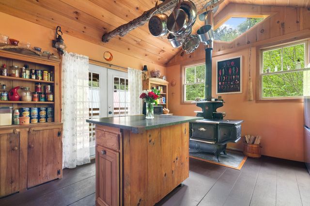 442 Brookline Road, Athens, VT 05345