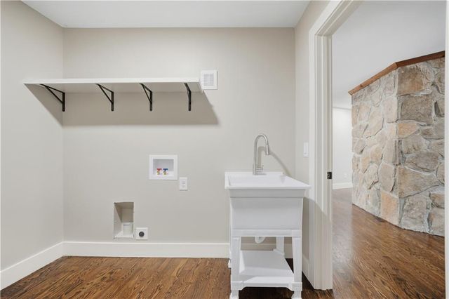 484 Mountain Stream Lane, Lakemont, GA 30552