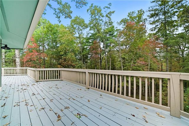 484 Mountain Stream Lane, Lakemont, GA 30552