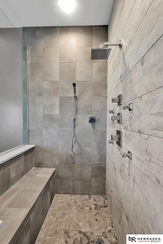 10809 S 186th Avenue, Omaha, NE 68136