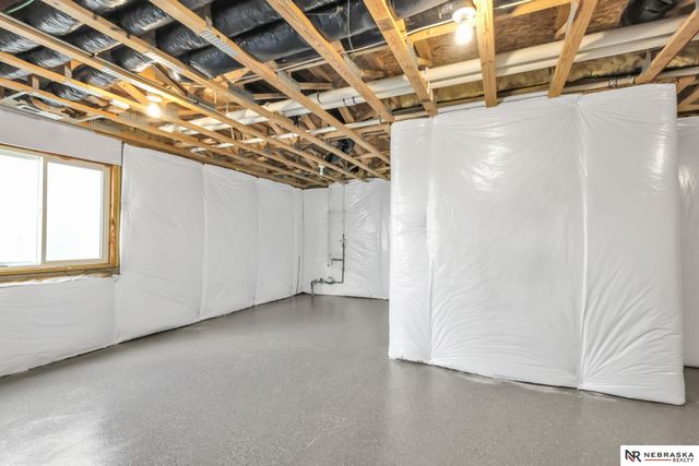 10809 S 186th Avenue, Omaha, NE 68136