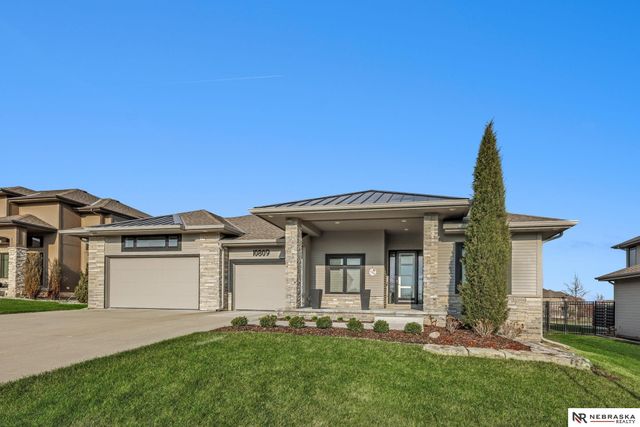 10809 S 186th Avenue, Omaha, NE 68136