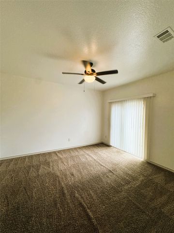 212 Lasso Circle, Mabank, TX 75143