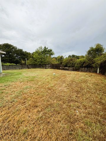 212 Lasso Circle, Mabank, TX 75143