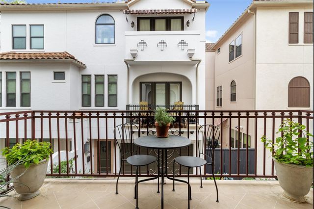 4319 Rose Street, Houston, TX 77007