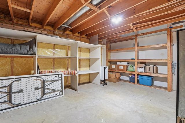 800 Sunset Drive, Cottage Grove, WI 53527