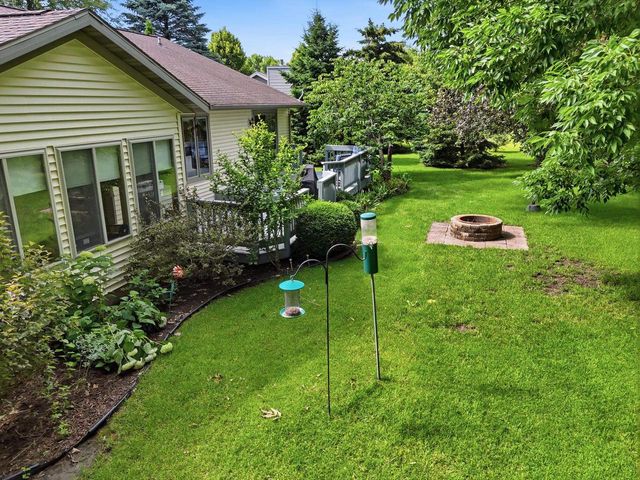 800 Sunset Drive, Cottage Grove, WI 53527