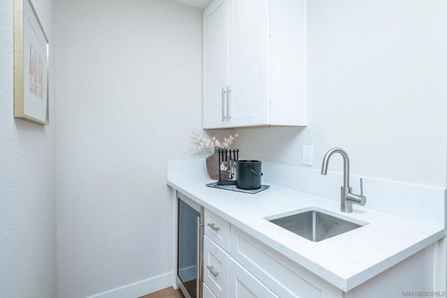 6165 Agee St, San Diego, CA 92122