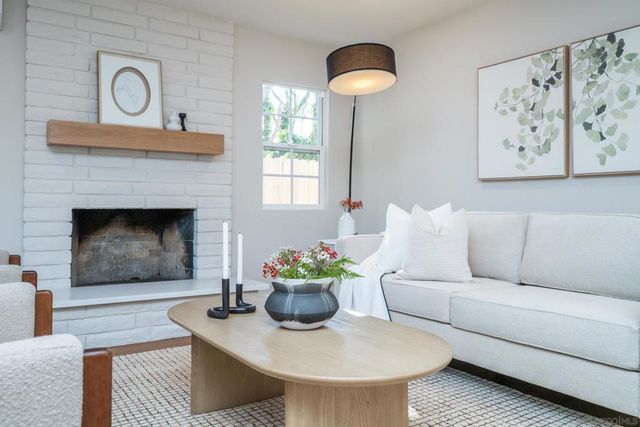 6165 Agee St, San Diego, CA 92122