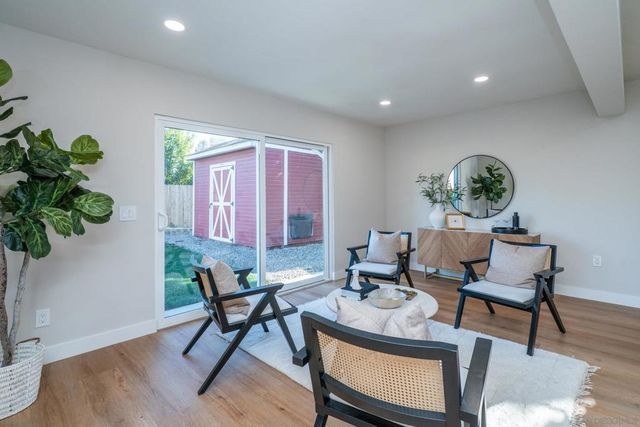 6165 Agee St, San Diego, CA 92122