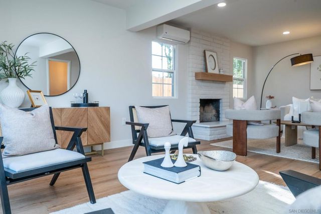 6165 Agee St, San Diego, CA 92122