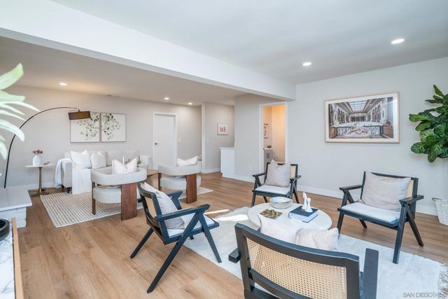 6165 Agee St, San Diego, CA 92122