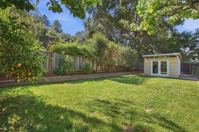 20660 Lomita Avenue, Saratoga, CA 95070