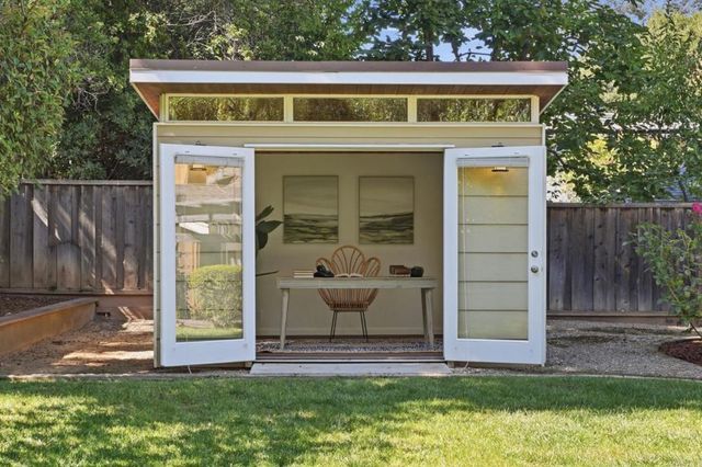 20660 Lomita Avenue, Saratoga, CA 95070