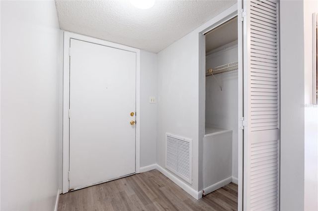 600 FAIRWAYS CIRCLE B, Ocala, FL 34472