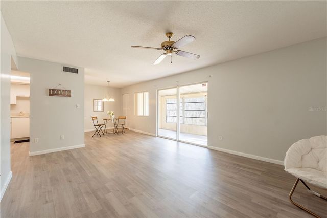 600 FAIRWAYS CIRCLE B, Ocala, FL 34472