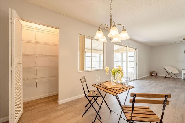 600 FAIRWAYS CIRCLE B, Ocala, FL 34472