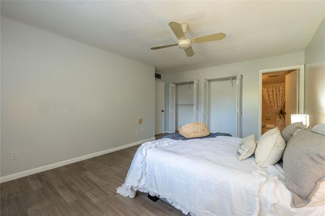 600 FAIRWAYS CIRCLE B, Ocala, FL 34472