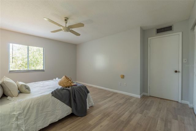 600 FAIRWAYS CIRCLE B, Ocala, FL 34472