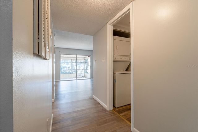 600 FAIRWAYS CIRCLE B, Ocala, FL 34472