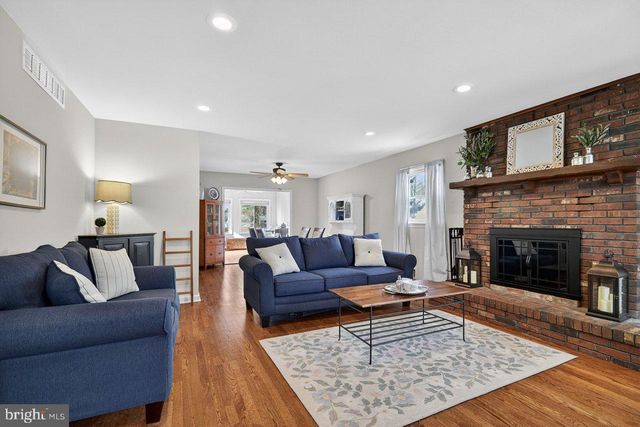 552 N MAIN ST, Hightstown, NJ 08520