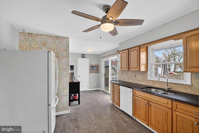 552 N MAIN ST, Hightstown, NJ 08520