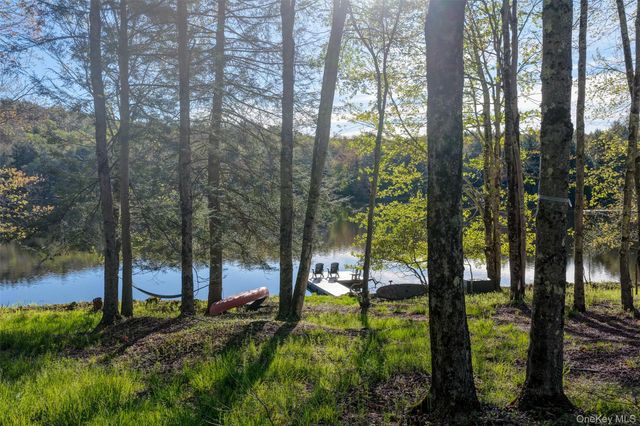 406 Kenoza Trail, Kenoza Lake, NY 12750