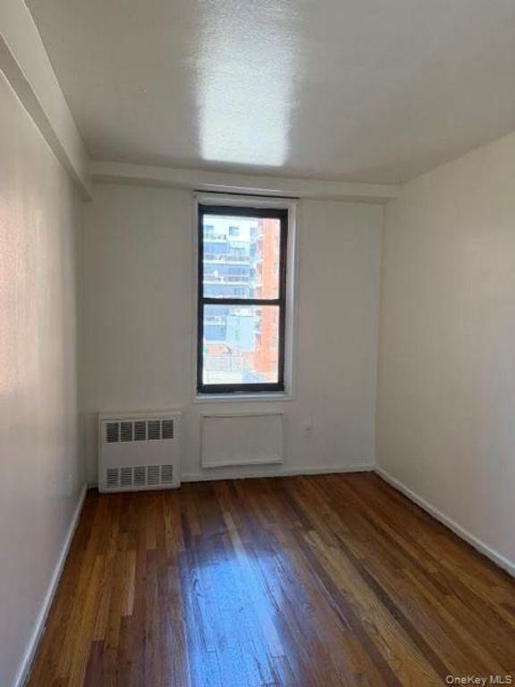 144-63 35th Avenue 3M, Flushing, NY 11354 — photo 3