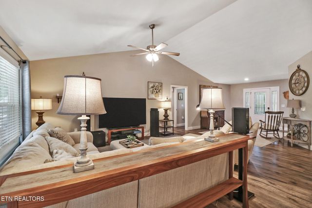 41 Whitetail Run, Crossville, TN 38555