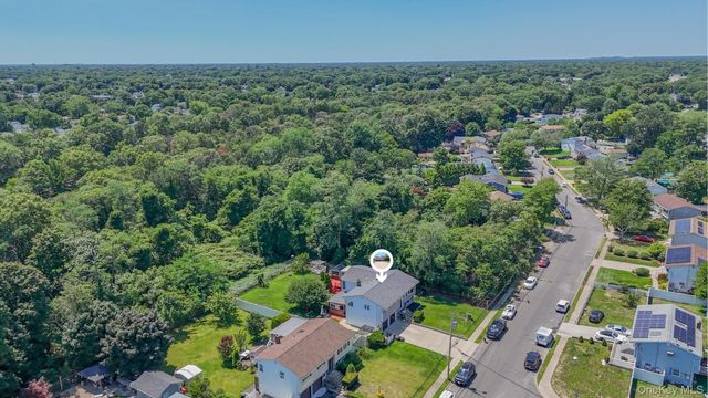 58 Oakridge Drive, Bay Shore, NY 11706