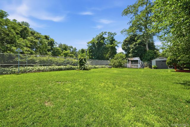 58 Oakridge Drive, Bay Shore, NY 11706