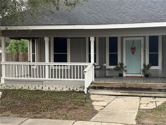 420 E 4th St, Alice, TX 78332