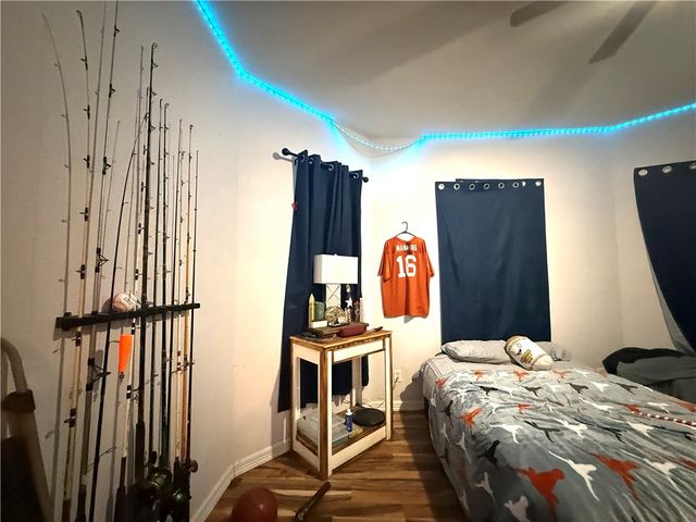420 E 4th St, Alice, TX 78332