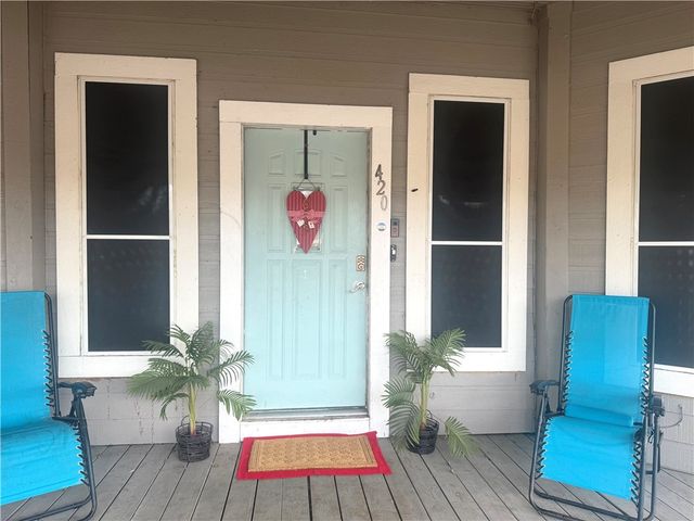 420 E 4th St, Alice, TX 78332