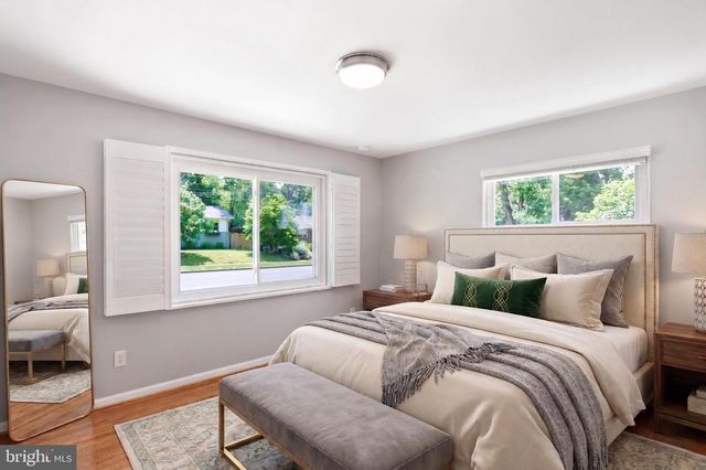 208 N FURMAN ST, Alexandria, VA 22304