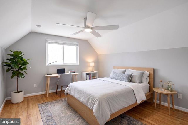 208 N FURMAN ST, Alexandria, VA 22304