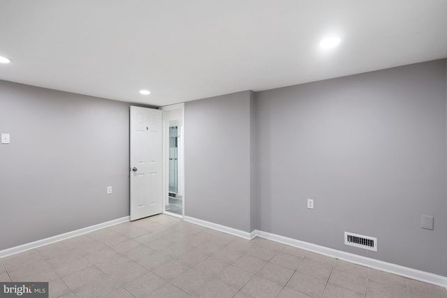 208 N FURMAN ST, Alexandria, VA 22304