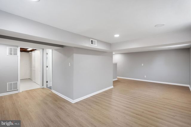 208 N FURMAN ST, Alexandria, VA 22304