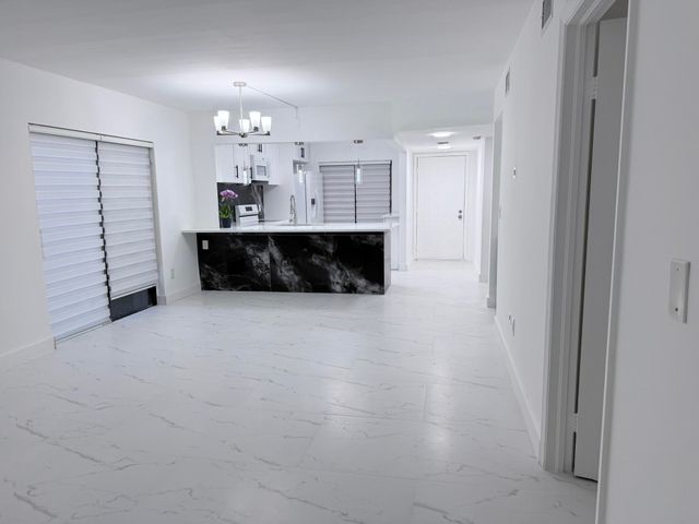 300 E Club Circle 107, Boca Raton, FL 33431
