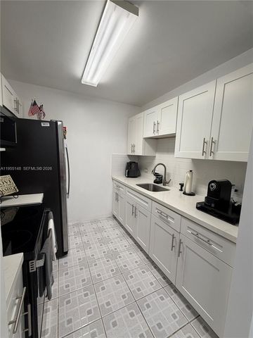 200 SW 132nd Way 109L, Pembroke Pines, FL 33027