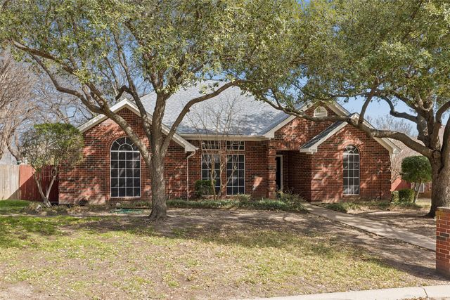 7308 Century Drive, North Richland Hills, TX 76182