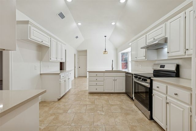 7308 Century Drive, North Richland Hills, TX 76182